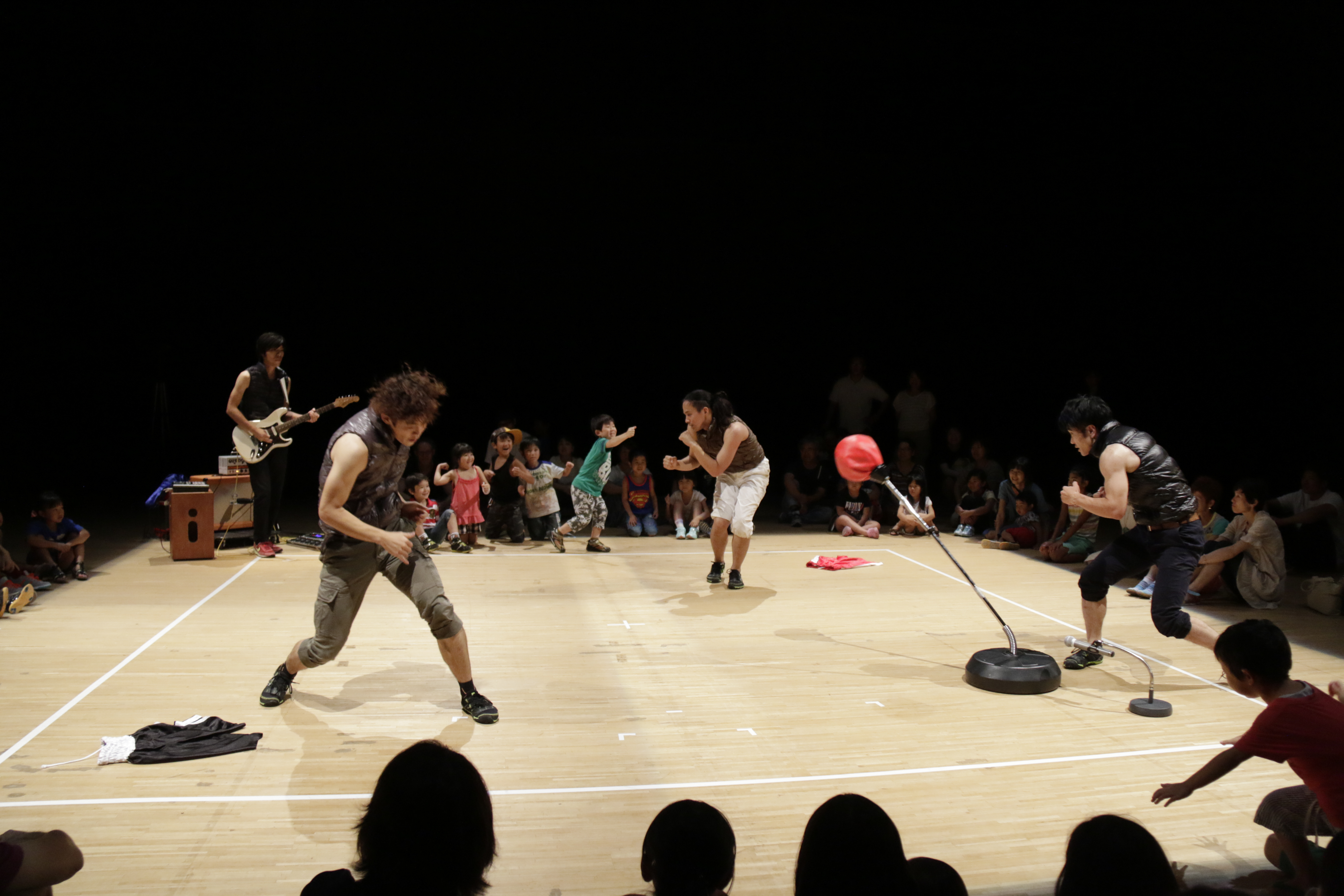http://mj-hall.jp/performance/271004_sports2.jpg